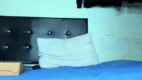 Snapshot of master_dominant_777 chatting on 12/14/25, 10:14 master_dominant_777 online show from 12/14/25, 10:14