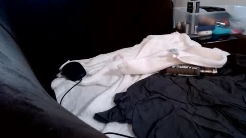 Snapshot of master_in_charge chatting on 10/20/25, 08:42 master_in_charge online show from 10/20/25, 08:42