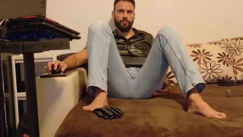 SIR online show from 10/31/25, 08:21