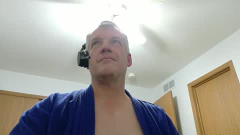 Snapshot of master_thorn chatting on 01/11/26, 04:06 Master Thorn online show from 01/11/26, 04:06