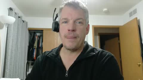 Snapshot of master_thorn chatting on 01/19/26, 04:27 Master Thorn online show from 01/19/26, 04:27