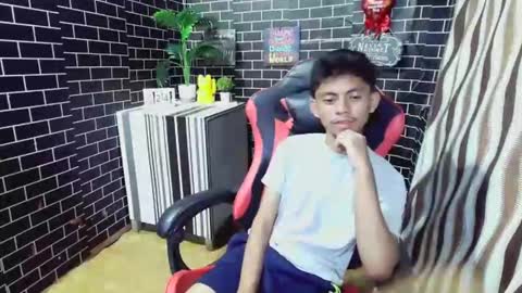 Snapshot of masteralex19 chatting on 03/01/26, 09:22 Alex online show from 03/01/26, 09:22