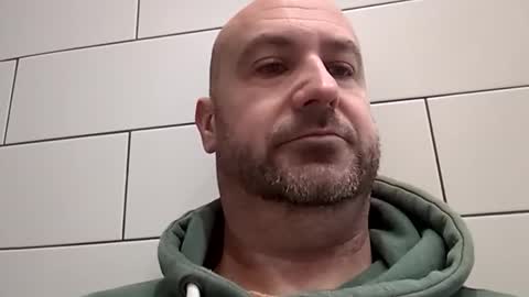 Snapshot of masterclass69er chatting on 02/19/26, 02:02 Bob online show from 02/19/26, 02:02