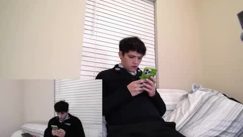 Snapshot of masterflorida chatting on 12/15/25, 05:55 masterflorida online show from 12/15/25, 05:55