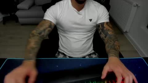 masterkingmuscle online show from 02/09/25, 07:41