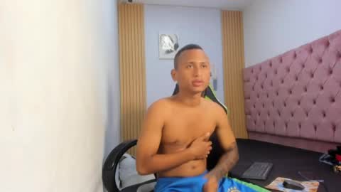 mastermorenohot23 online show from 05/02/26, 04:50
