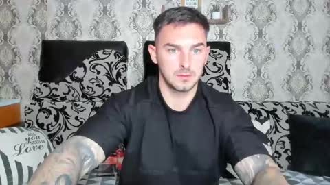 Snapshot of mastermusclejon chatting on 12/04/24, 10:35 Jon online show from 12/04/24, 10:35