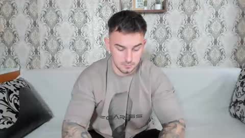 Snapshot of mastermusclejon chatting on 12/06/24, 11:11 Jon online show from 12/06/24, 11:11