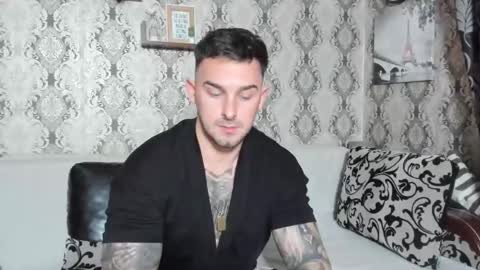 Snapshot of mastermusclejon chatting on 12/06/24, 07:45 Jon online show from 12/06/24, 07:45