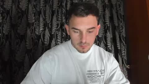 Snapshot of mastermusclejon chatting on 01/02/25, 09:07 Jon online show from 01/02/25, 09:07