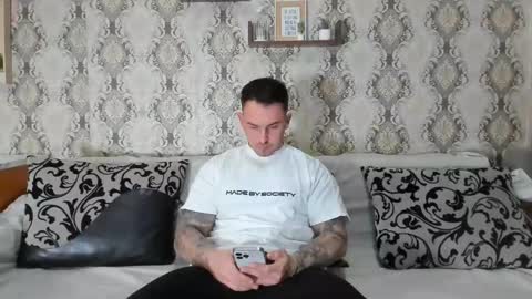 Snapshot of mastermusclejon chatting on 01/31/25, 08:43 Jon online show from 01/31/25, 08:43