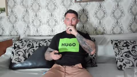 Snapshot of mastermusclejon chatting on 03/06/25, 08:59 Jon online show from 03/06/25, 08:59