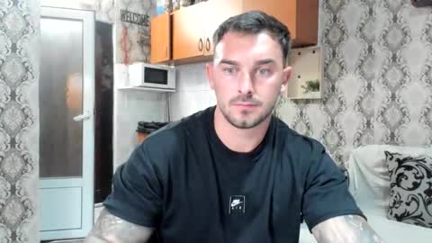 Snapshot of mastermusclejon chatting on 09/10/25, 07:47 Jon online show from 09/10/25, 07:47