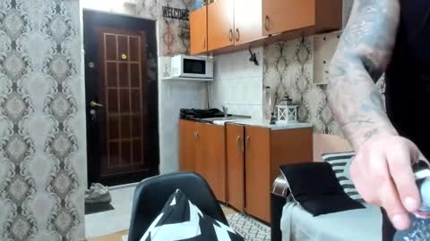 Snapshot of mastermusclejon chatting on 09/29/25, 08:24 Jon online show from 09/29/25, 08:24