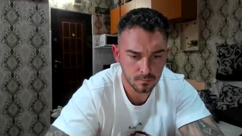 Snapshot of mastermusclejon chatting on 10/05/25, 07:34 Jon online show from 10/05/25, 07:34