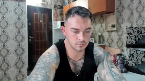 Snapshot of mastermusclejon chatting on 10/21/25, 07:36 Jon online show from 10/21/25, 07:36