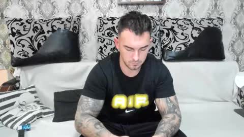 Snapshot of mastermusclejon chatting on 11/13/25, 08:19 Jon online show from 11/13/25, 08:19