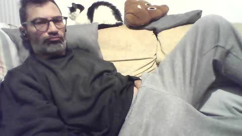 Snapshot of masterp17 chatting on 01/28/25, 08:04 Master P online show from 01/28/25, 08:04