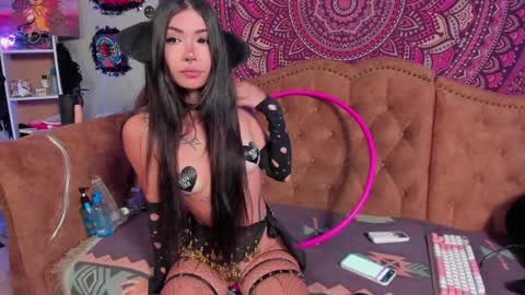   online show from 04/05/26, 04:20