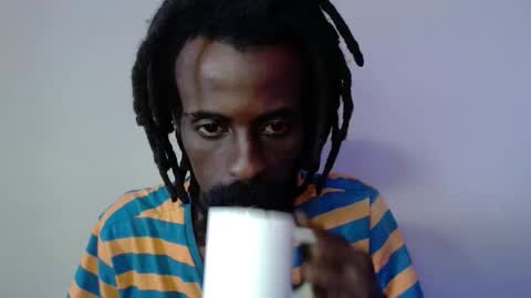 Snapshot of masterr_bate chatting on 10/06/25, 11:29 Marl online show from 10/06/25, 11:29