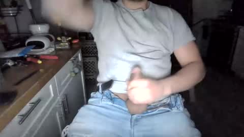 Snapshot of masters1111 chatting on 01/26/25, 03:17 masters1111 online show from 01/26/25, 03:17