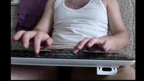 Snapshot of mastership02 chatting on 12/19/24, 01:40 Master online show from 12/19/24, 01:40