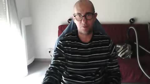 mat11efou online show from 10/11/25, 11:31