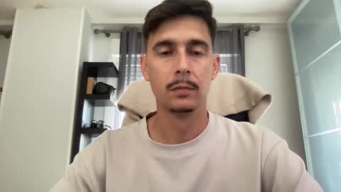 Aaron online show from 10/15/25, 02:39