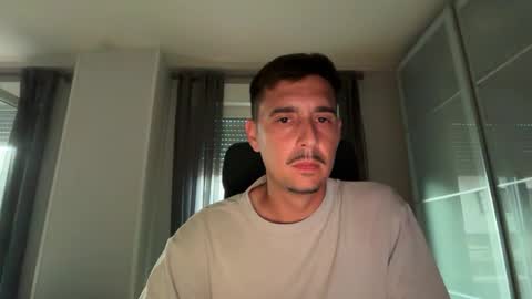 Snapshot of matahavi chatting on 06/14/26, 06:43 Aaron online show from 06/14/26, 06:43