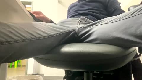 Snapshot of matcris90 chatting on 01/18/25, 03:38 matcris90 online show from 01/18/25, 03:38