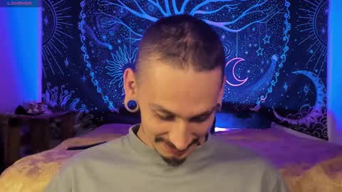 Mateo online show from 02/01/25, 01:02