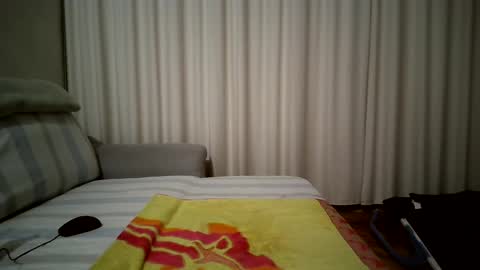 Snapshot of mateo_blu chatting on 02/09/25, 06:47 Mateo Blu online show from 02/09/25, 06:47