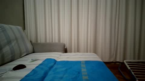 Snapshot of mateo_blu chatting on 11/24/25, 06:40 Mateo Blu online show from 11/24/25, 06:40