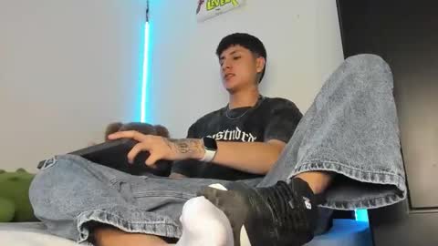 mateo_escobar online show from 02/06/26, 04:17