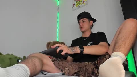 mateo_escobar online show from 02/25/26, 12:09