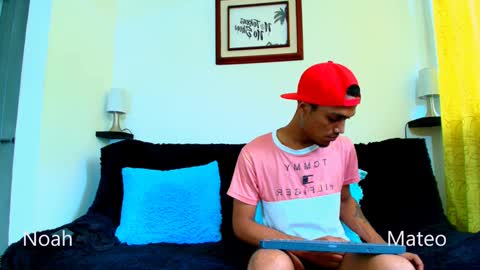 Snapshot of mateo_nick chatting on 12/09/24, 06:35 Mateo and Noah online show from 12/09/24, 06:35