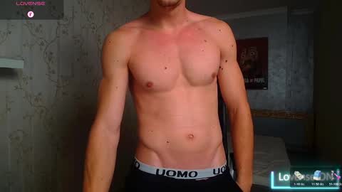 Snapshot of mateobenjamin chatting on 11/10/25, 06:01 MateoBenjamin online show from 11/10/25, 06:01