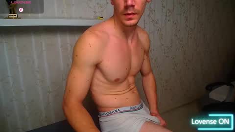 Snapshot of mateobenjamin chatting on 11/11/25, 06:35 MateoBenjamin online show from 11/11/25, 06:35