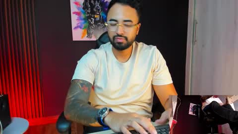 Snapshot of mateobeta chatting on 11/10/25, 11:37 mate online show from 11/10/25, 11:37