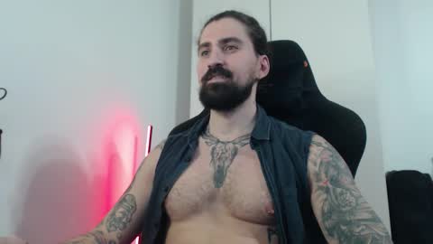 mateohalifa online show from 12/04/25, 02:15