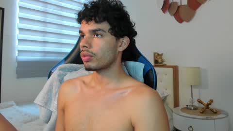 Snapshot of mateoleone chatting on 01/02/25, 08:46 Matt online show from 01/02/25, 08:46