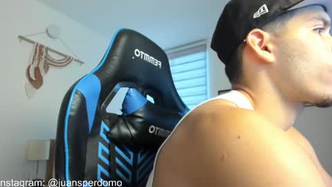 Snapshot of mateoleone chatting on 09/08/25, 07:35 Matt online show from 09/08/25, 07:35