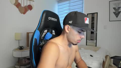 Snapshot of mateoleone chatting on 10/01/25, 08:59 Matt online show from 10/01/25, 08:59