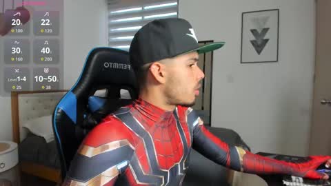 Snapshot of mateoleone chatting on 10/16/25, 02:40 Matt online show from 10/16/25, 02:40