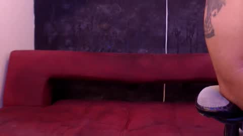 Mateo online show from 09/11/25, 01:11