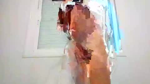 Snapshot of matew2000 chatting on 11/18/25, 08:08 matew2000 online show from 11/18/25, 08:08