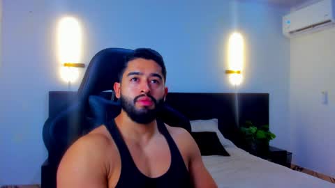 Mathew Flintt  online show from 04/12/26, 01:54