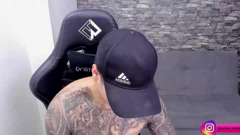 Mathew Independent model online show from 01/10/26, 09:16