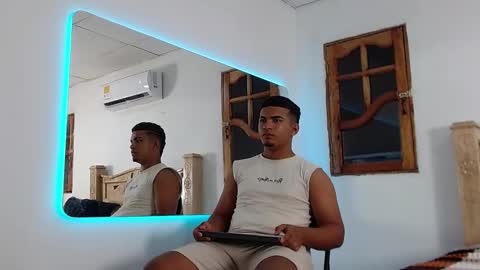 Snapshot of mathews__ chatting on 11/12/25, 03:18 mathews__ online show from 11/12/25, 03:18