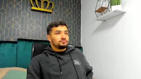 Snapshot of mathews_colton1 chatting on 12/22/25, 11:40 Mathews online show from 12/22/25, 11:40